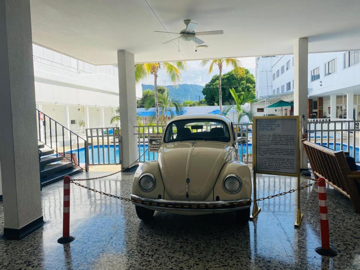 Hotel Mall Santana Del Rio La Dorada Exteriör bild